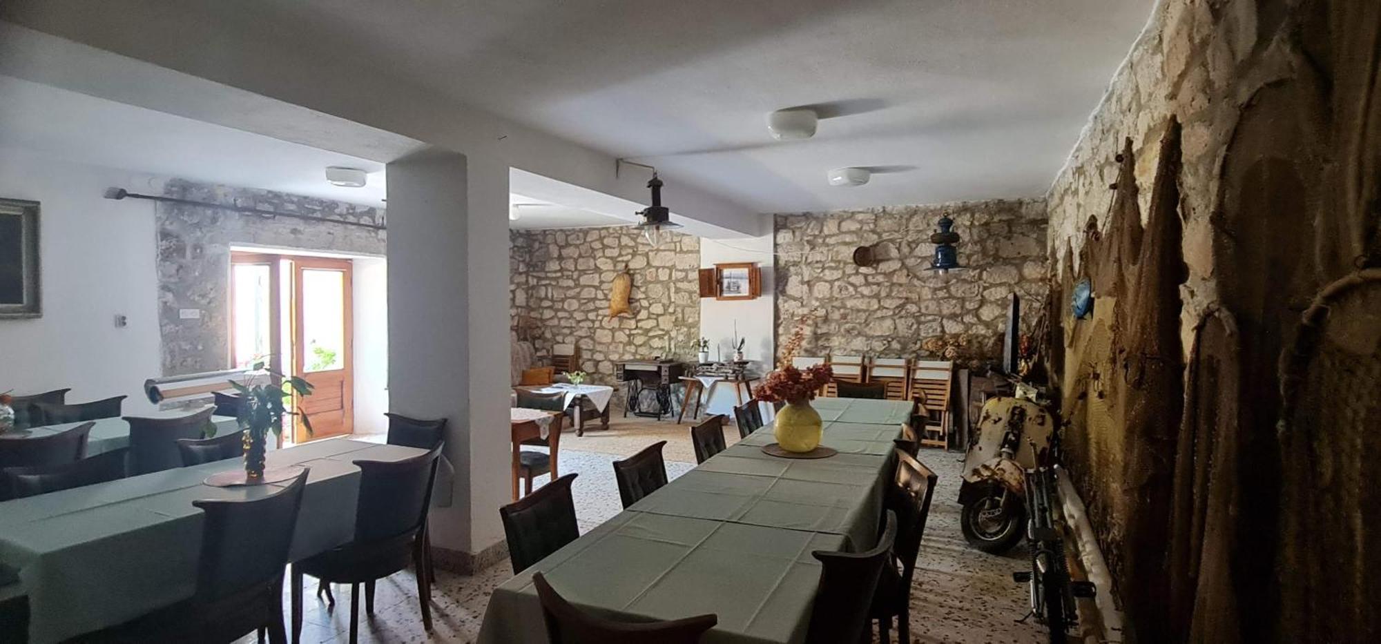 Guesthouse Lidija Sutivan ภายนอก รูปภาพ
