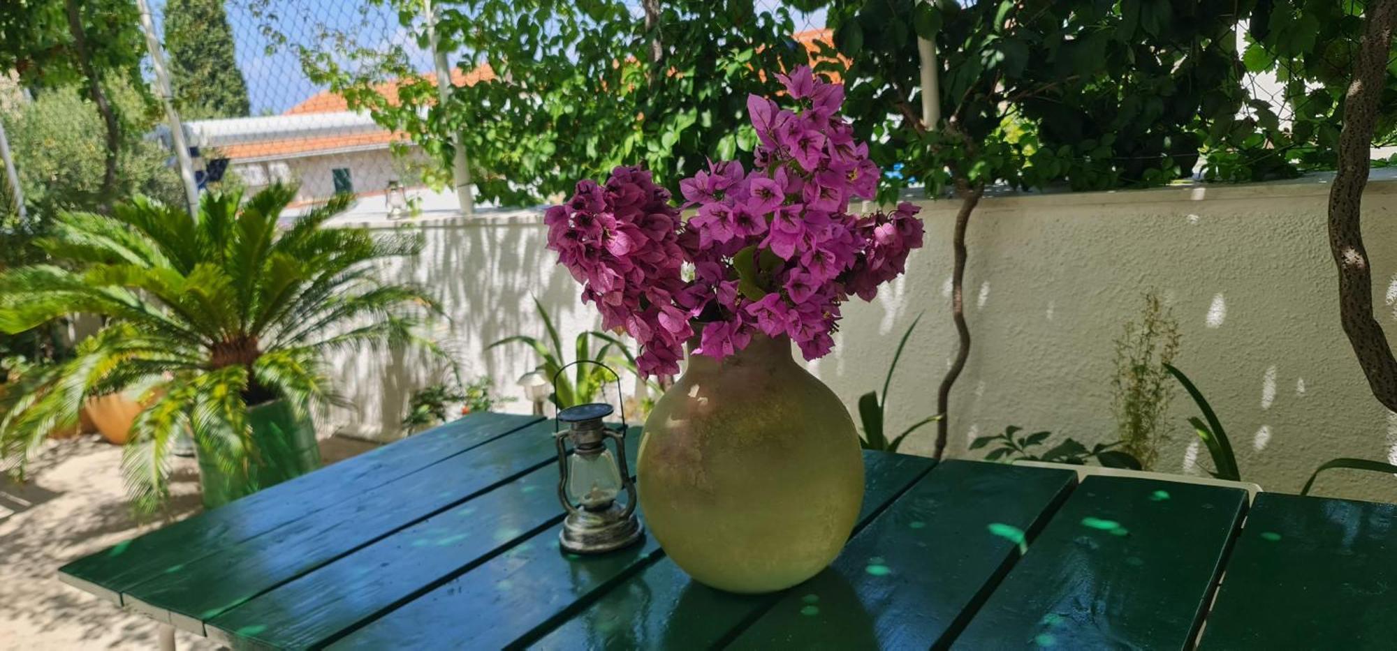 Guesthouse Lidija Sutivan ภายนอก รูปภาพ