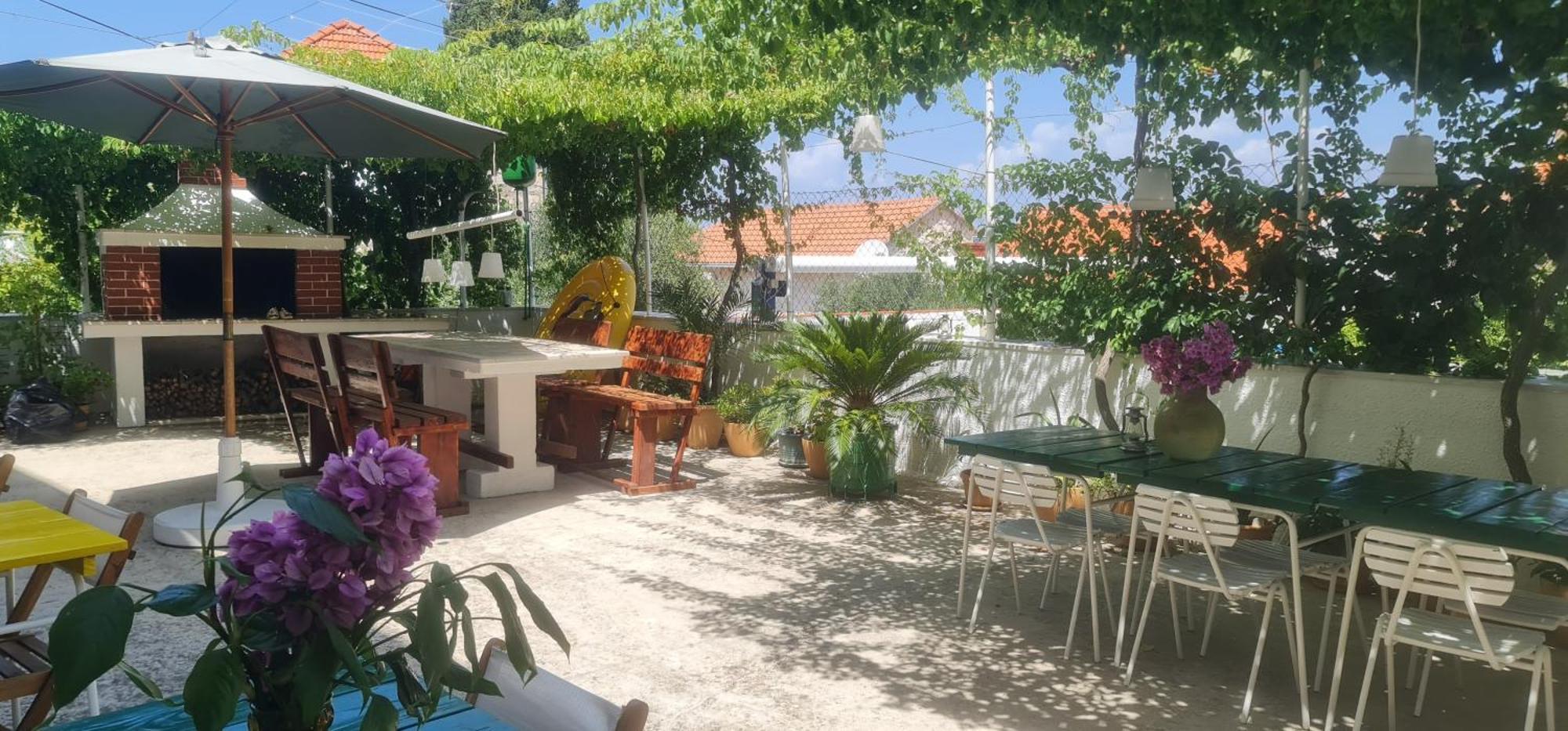 Guesthouse Lidija Sutivan ภายนอก รูปภาพ