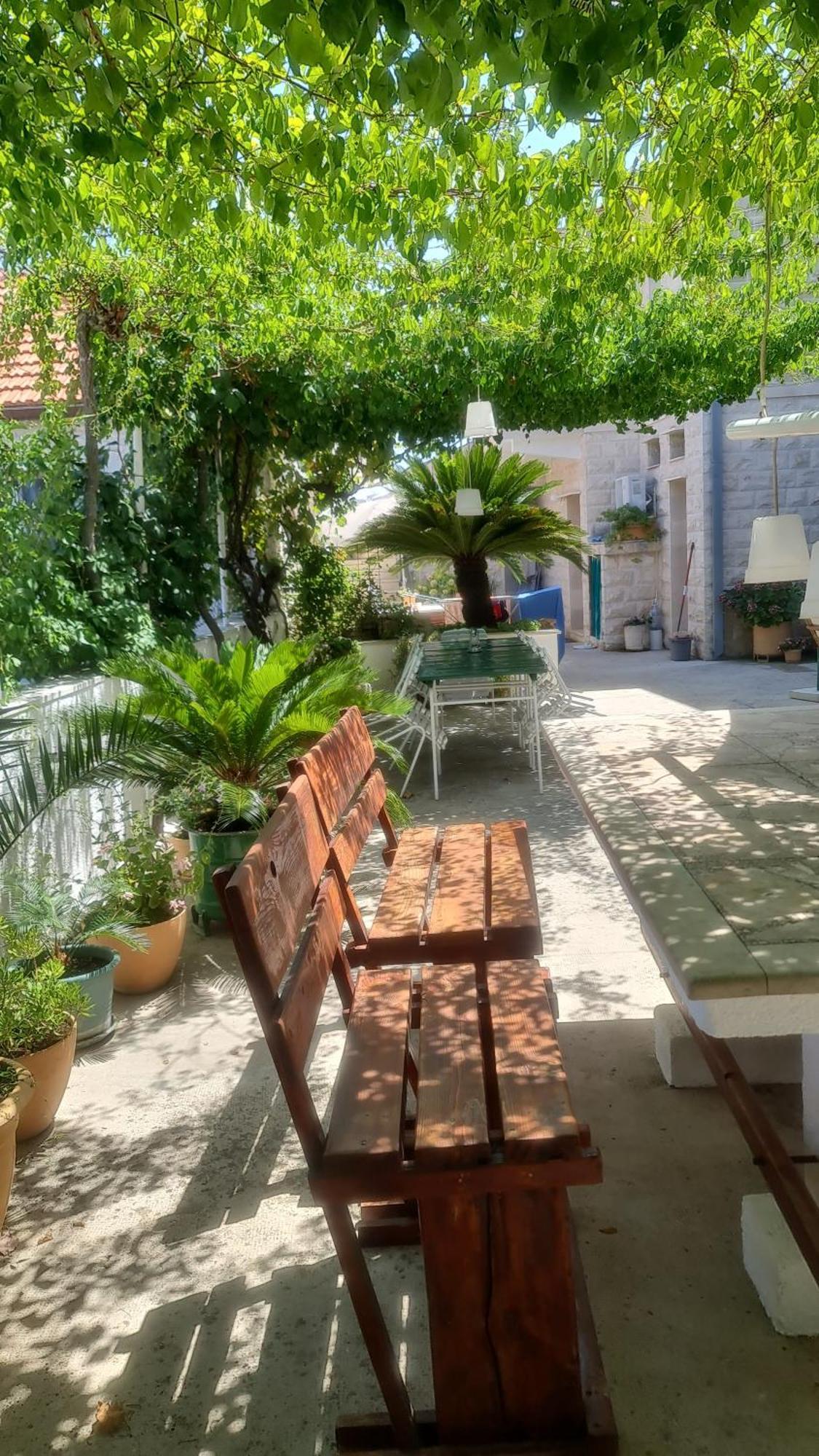 Guesthouse Lidija Sutivan ภายนอก รูปภาพ