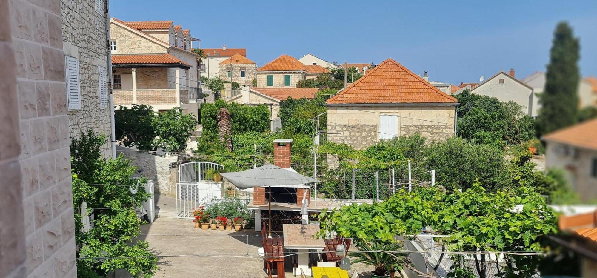 Guesthouse Lidija Sutivan ภายนอก รูปภาพ