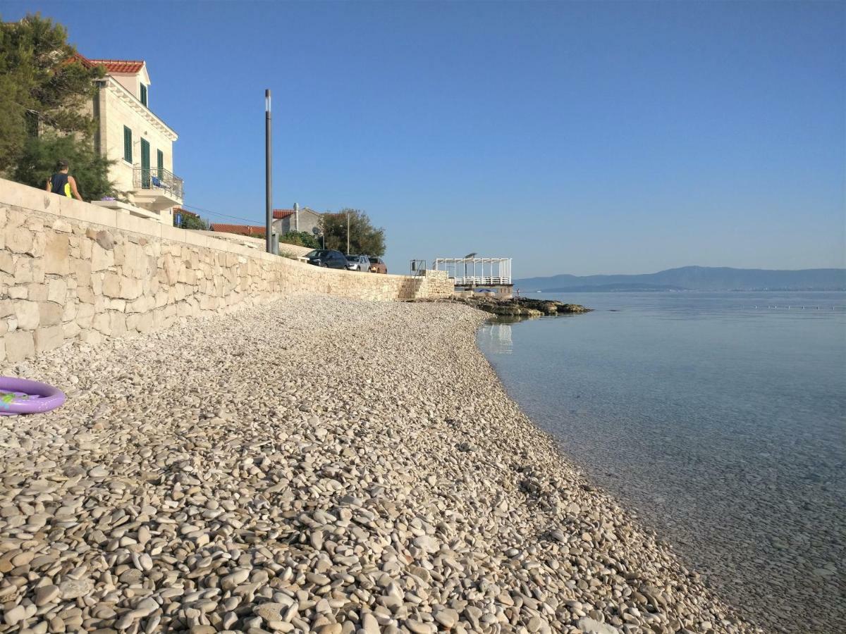 Guesthouse Lidija Sutivan ภายนอก รูปภาพ